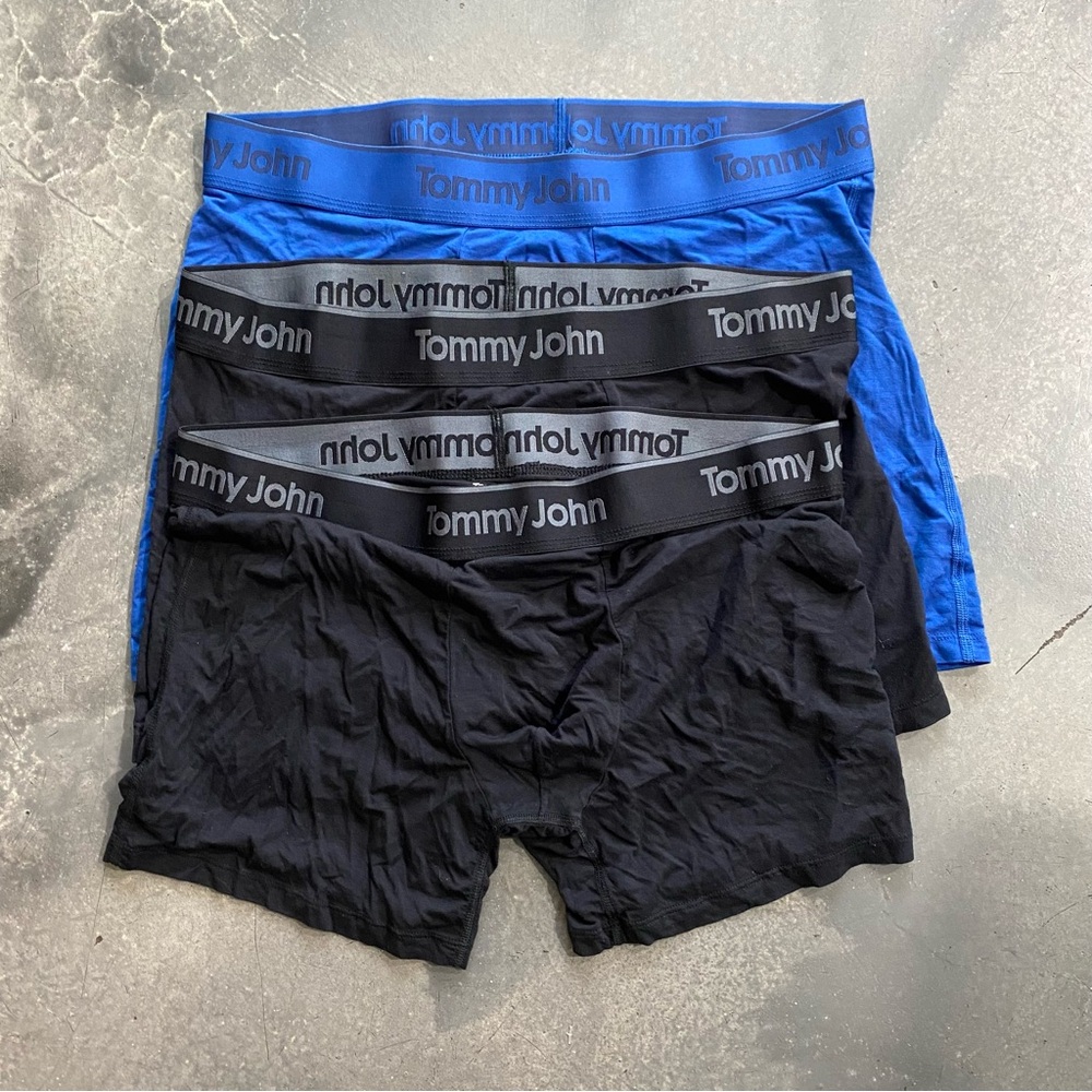 3- Tommy John Stretch Boxers 4”Sz XL Mens
(Abr A-1)